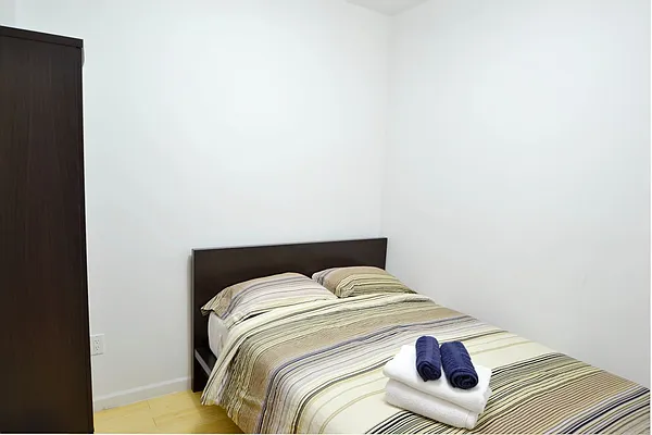 Rented by Smart City Real Estate LLC | media 22