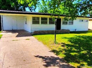 415 Sooner Rd, Bartlesville, OK 74003