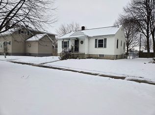 1310 Raymond St, Bay City, MI 48706