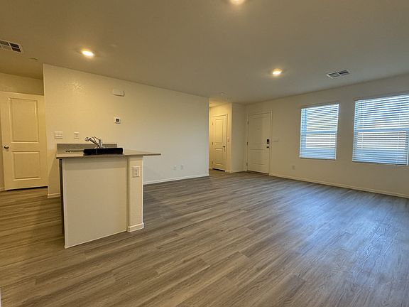3rd image of 5012 Apple Mesa Ave