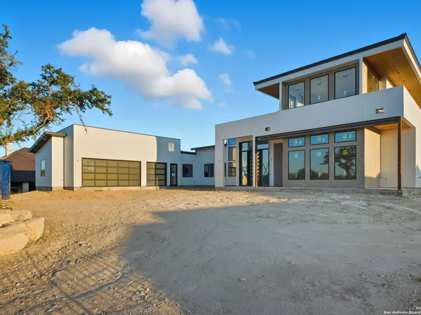 10130 NINA RDG, San Antonio, TX 78255