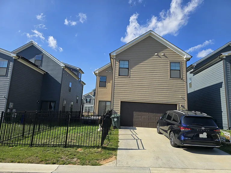 404 Constellation Ln — Photo 28