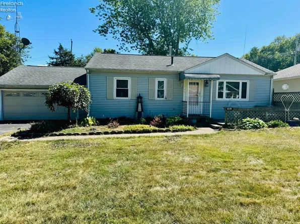 4378 E Ledge Rd, Pt Clinton, OH 43452