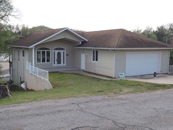 494 Georgene Rd