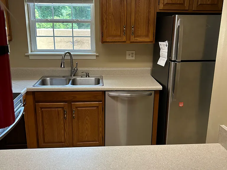 405 Brown Rd — Photo 8