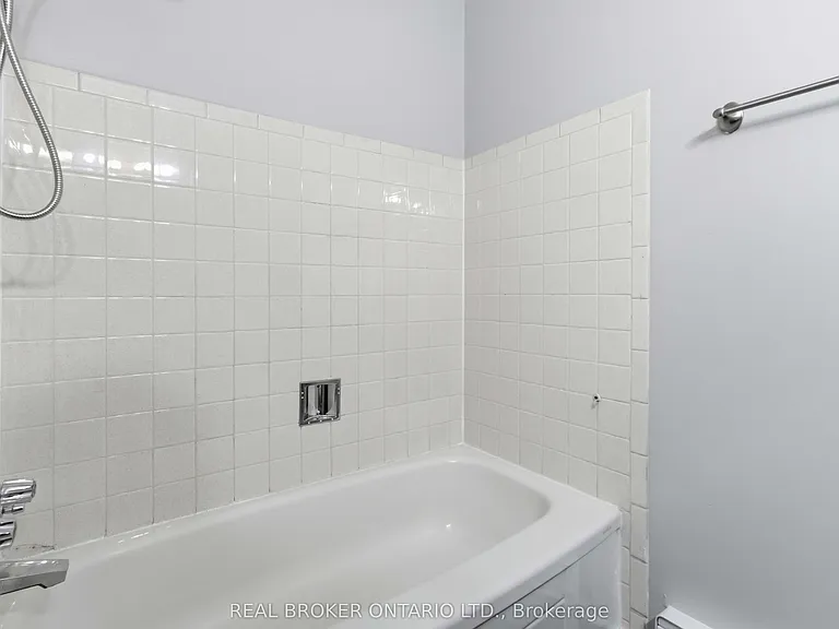 1306 Valley Dr #MAIN — Photo 11