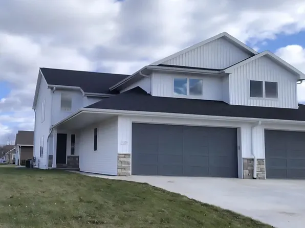 1576 Pond View Dr #1576, Neenah, WI 54956