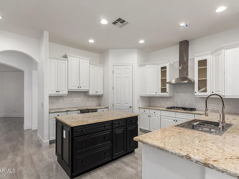 4711 E Buckboard Ct — Photo 14
