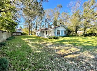 1530 Henleyfield McNeill Rd, Carriere, MS 39426