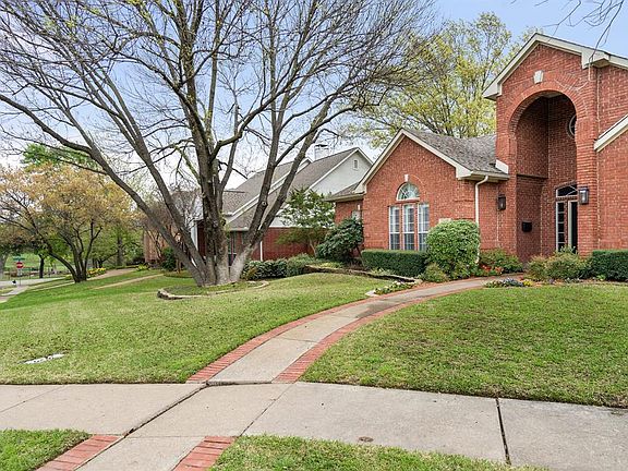 2nd image of 6308 Dysart Cir