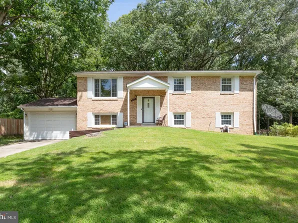 6716 Birch Ln, Temple Hills, MD 20748