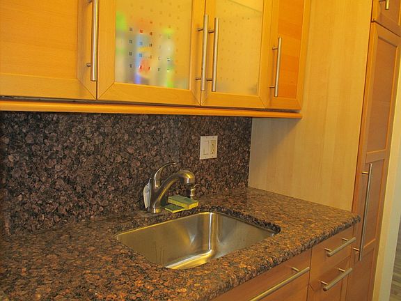 3rd image of 11712 Ocean Promenade APT 3C