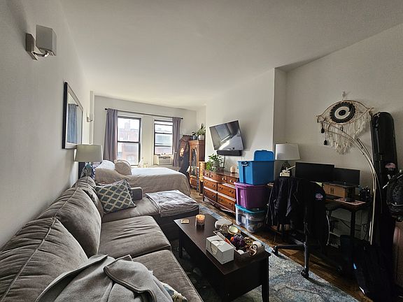 2nd image of 235 W 22nd St APT 6P