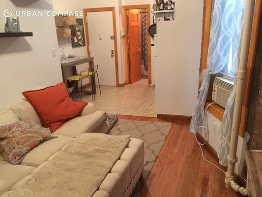 Rented by Compass | media 24