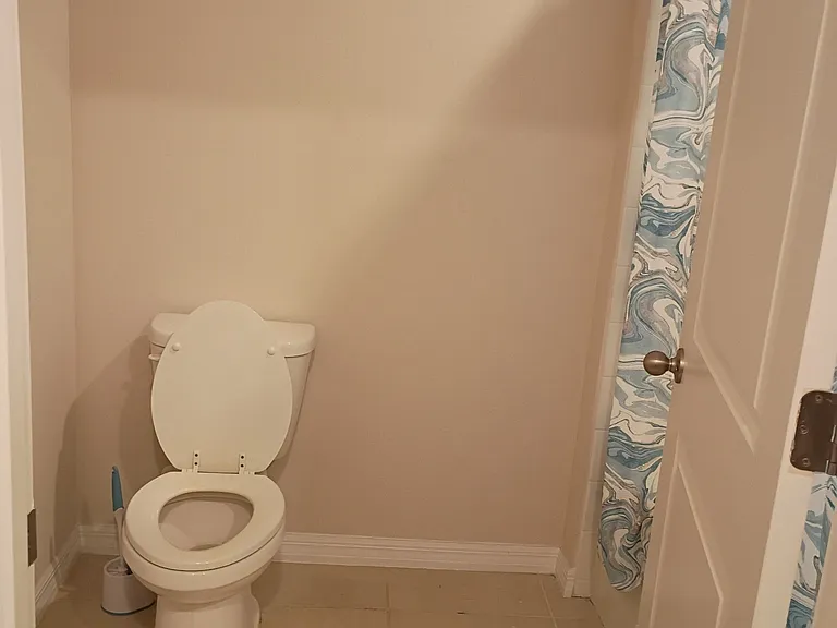 8142 SW 59th Ave — Photo 17