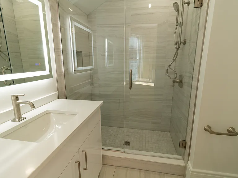 17 N Pearl St #2 — Photo 10