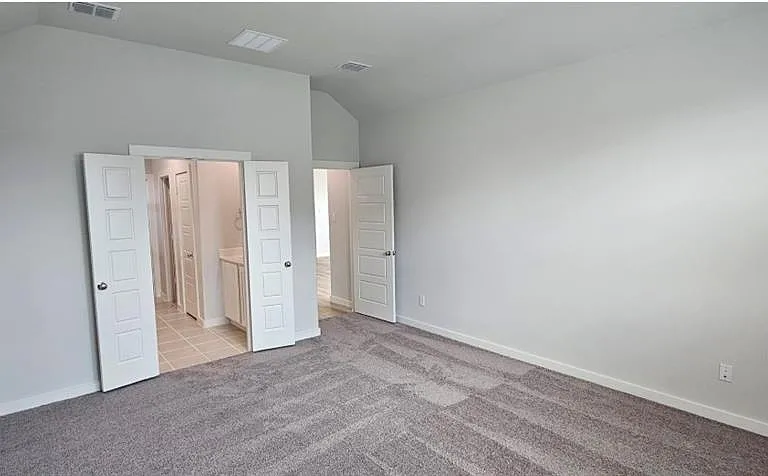 103 Travine Dr — Photo 6