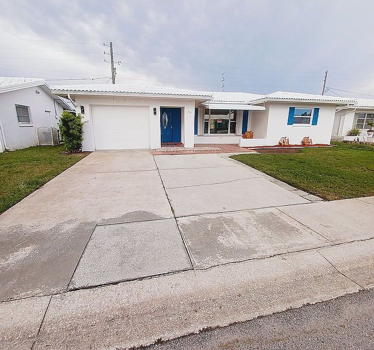 1st image of 9975 41st St N