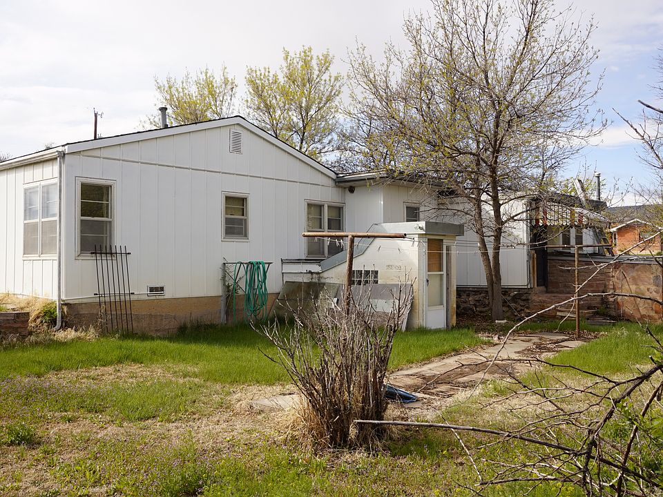 2nd image of 115 Vista Grande Dr