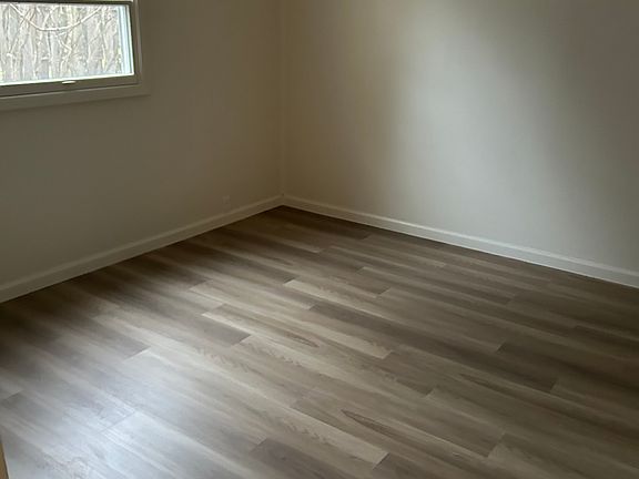 2nd image of 303 W South St