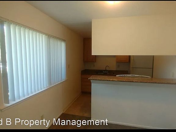3rd image of 912 Carro Dr APT 4