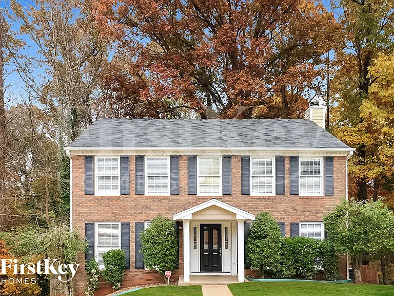 722 Altman Ct — Photo 1