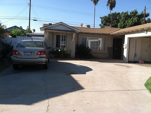 1st image of 1052 W Grondahl St