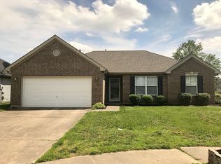 3033 Chatteris Point, Evansville, IN 47725