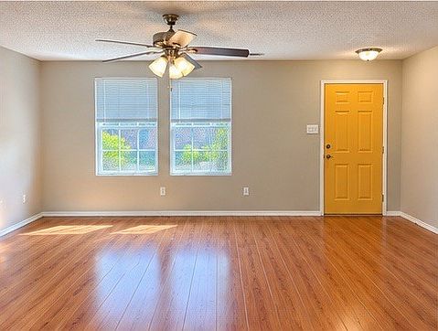 3rd image of 5441 Temecula Rd