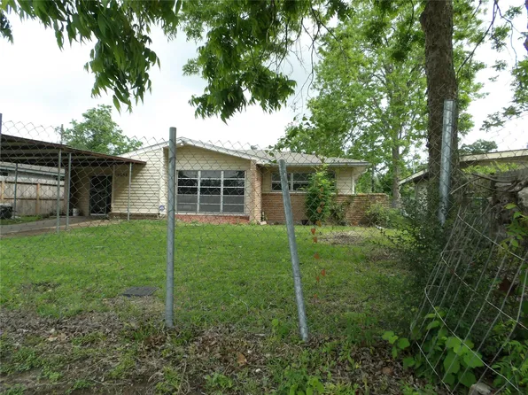 5635 Ashburn St, Houston, TX 77033