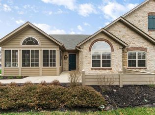 7111 Falls View Cir, Delaware, OH 43015