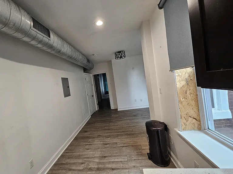 617 E Locust Ave #3 — Photo 11