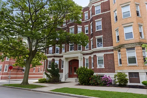 1332 Commonwealth Ave #2A Photo 1
