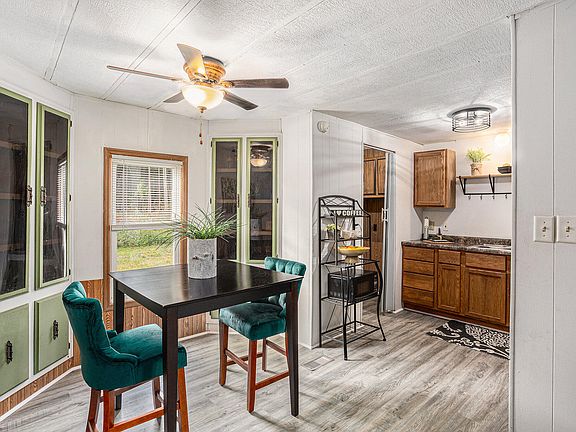4th image of 9043 S Thornapple Ave