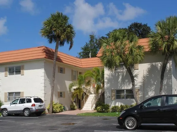 5220 NE 14th Way APT 2, Fort Lauderdale, FL 33334