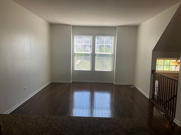 5th image of 891 Lewisburg Ln