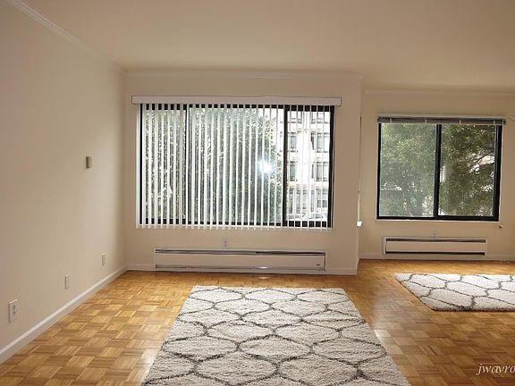 3rd image of 2642 Van Ness Ave APT 105