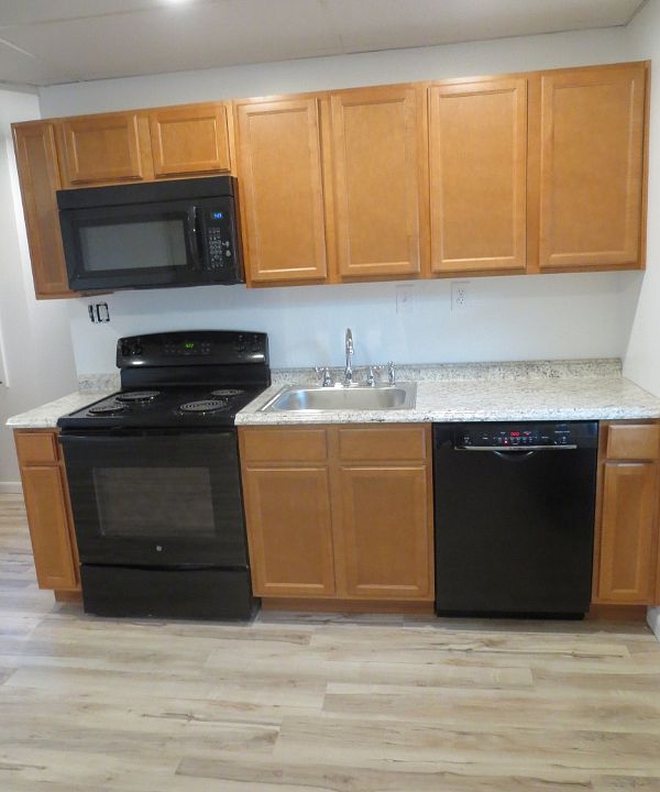 1st image of 2421 Beechwood Blvd #2421C
