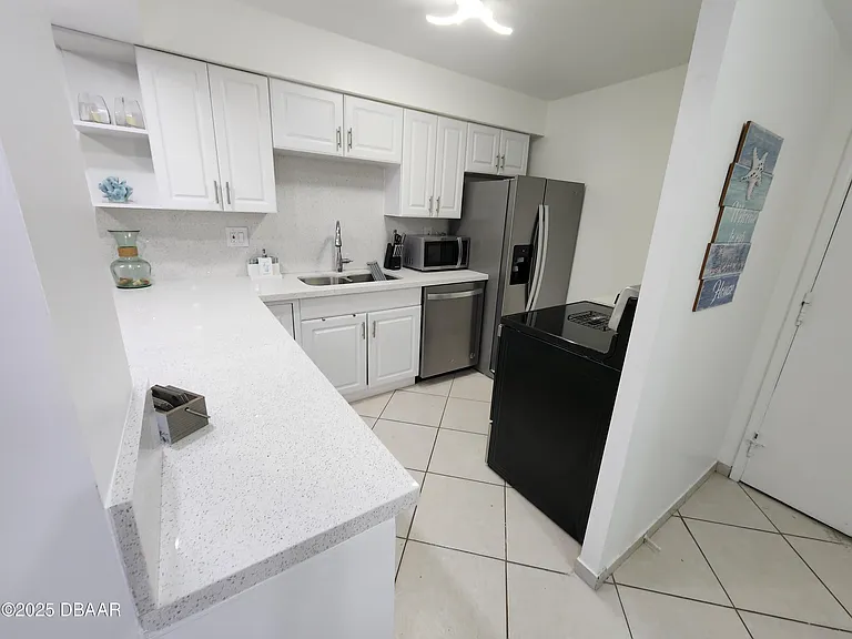 2800 N Atlantic Ave #709 — Photo 5