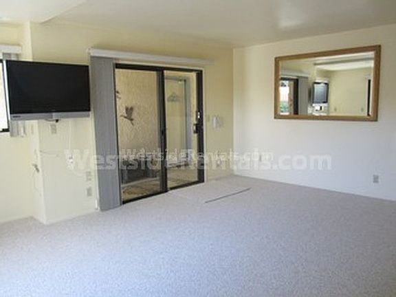 5th image of 298 Whitecap Ct