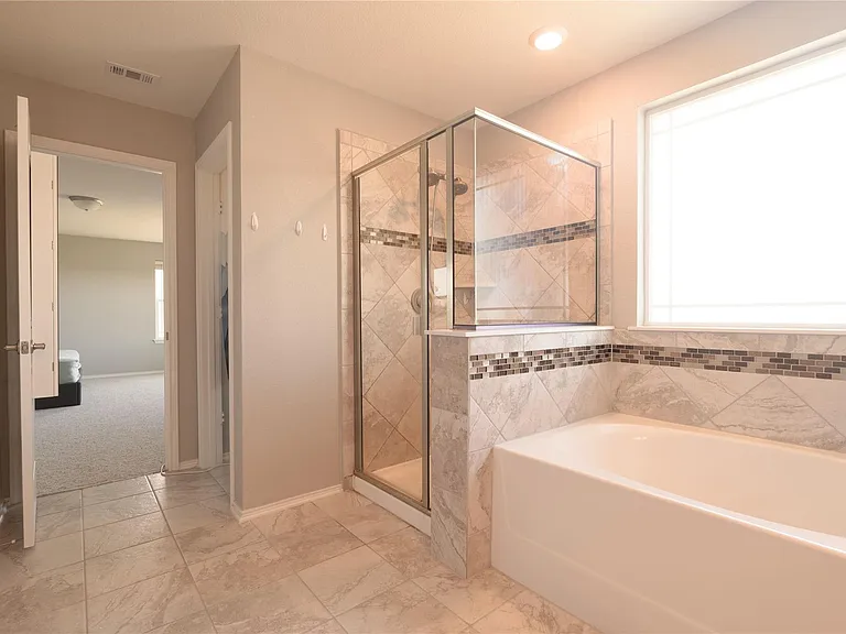 404 Kaden Prince Dr — Photo 9