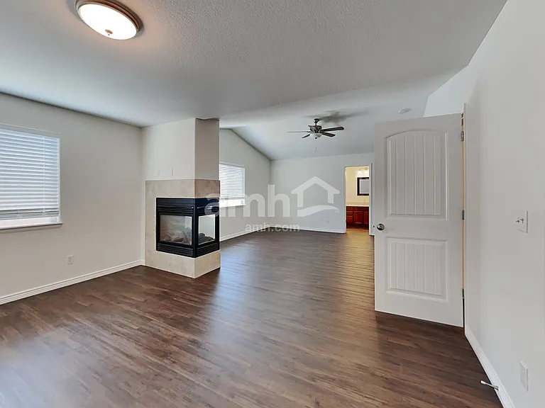 2496 Sierra Springs Dr — Photo 13