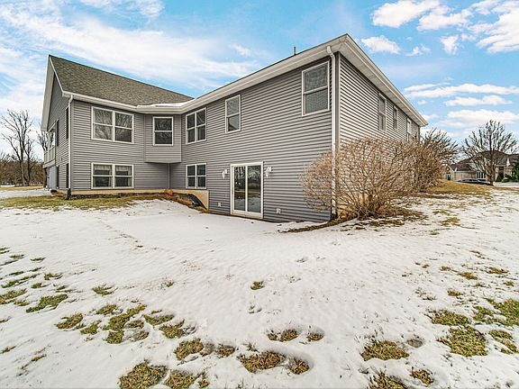 3rd image of 1501 Domke Dr