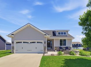 2305 NW Beechwood St, Ankeny, IA 50023
