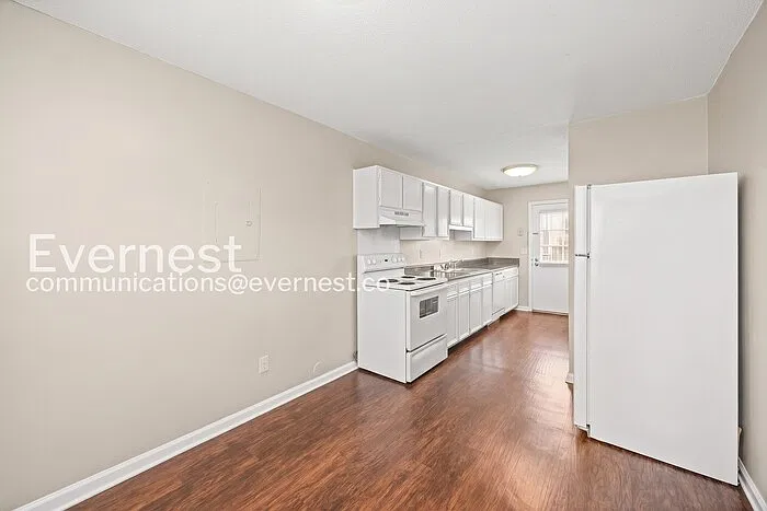 2 bed, 2.0 bath, 1168 sqft, $1,425 — Photo 4