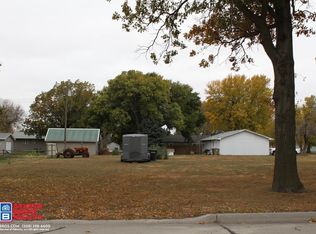 713 6th St, Aurora, NE 68818