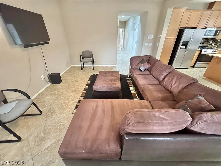 5861 Sleepy Willow St — Photo 3