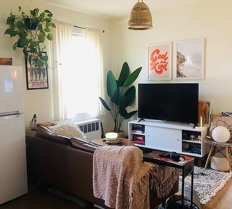 4th image of 731 Melon Pl Unit B