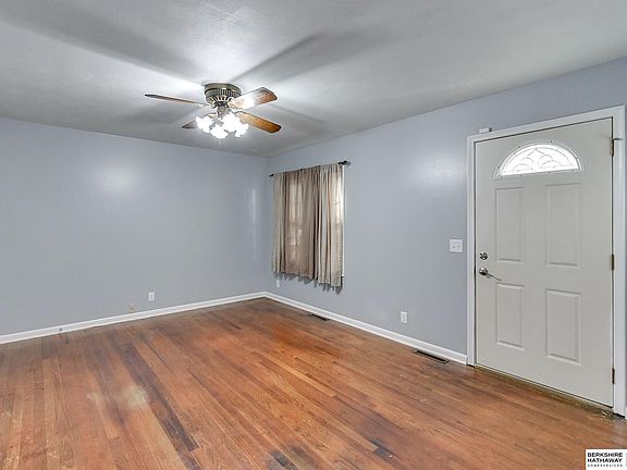4th image of 6112 Park Lane Dr