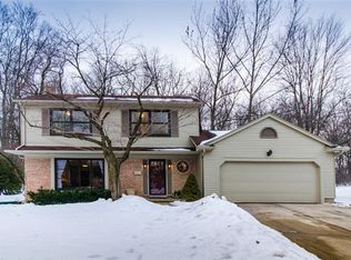 3359 Yellowstone Dr, Ann Arbor, MI 48105